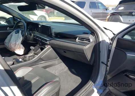 2023 Kia K5 Gt z USA, uszkodzony, nr VIN 5XXG44J88PG177662